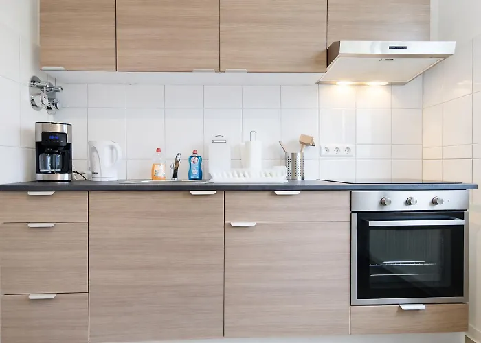 Helle 3-zimmer-wohnung Mit Balkon