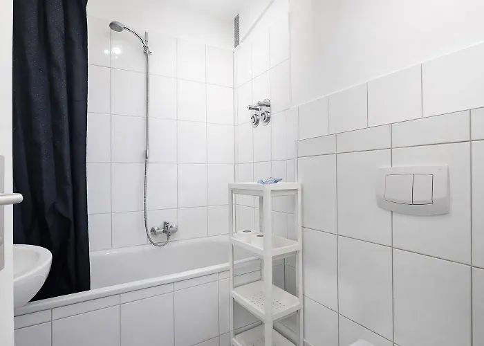 Helle 3-zimmer-wohnung Mit Balkon Apartamento *